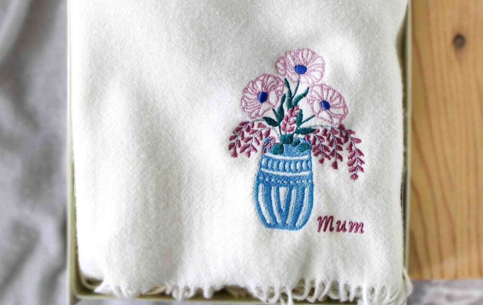 Embroidered 'Mum' scarf