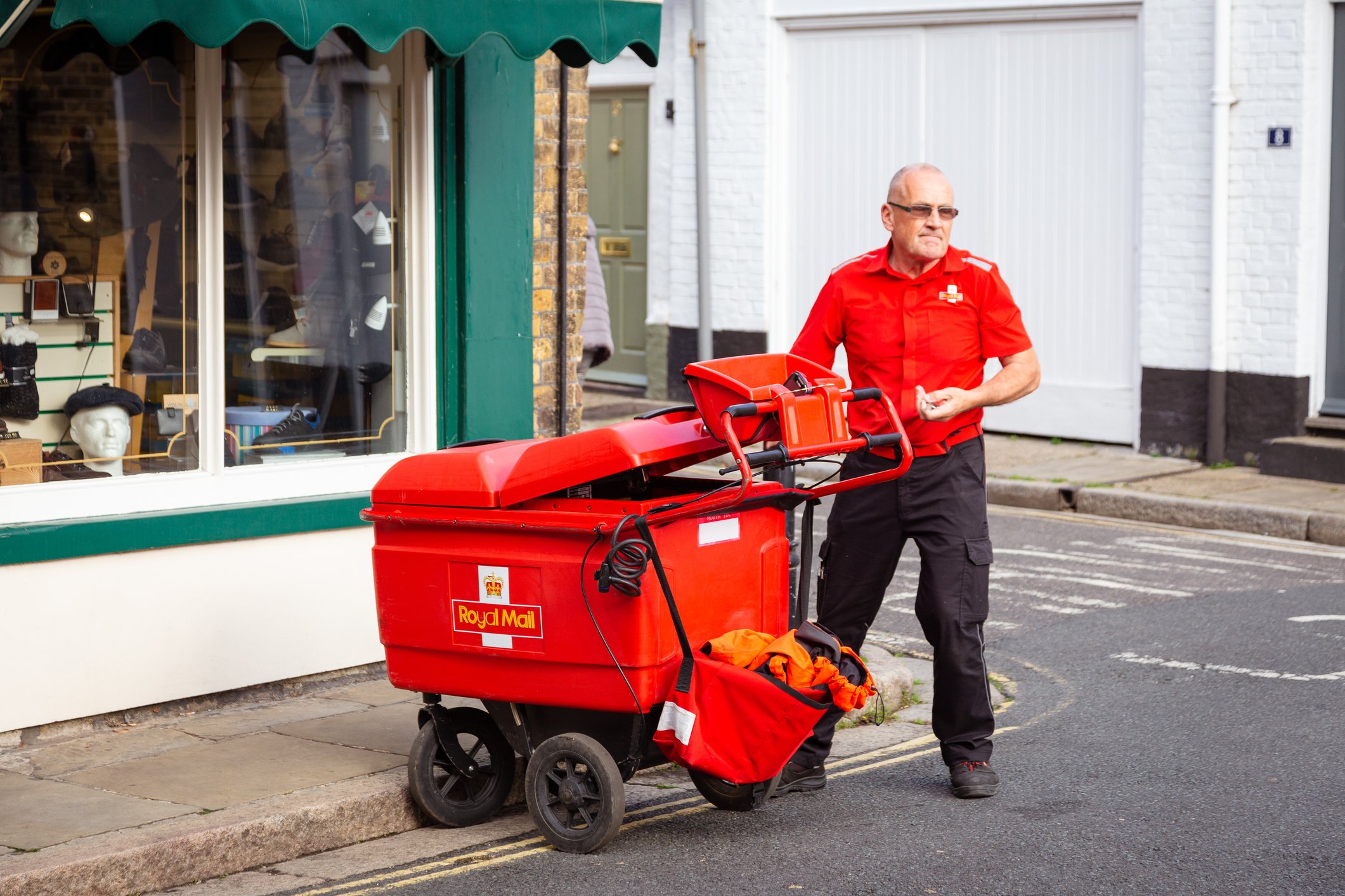 royal mail delivery person